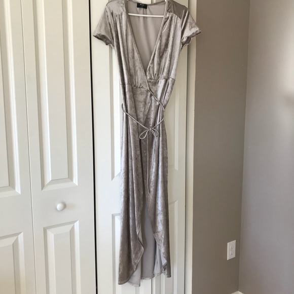 Nasty Gal Velvet Dress - Picture 2 of 3